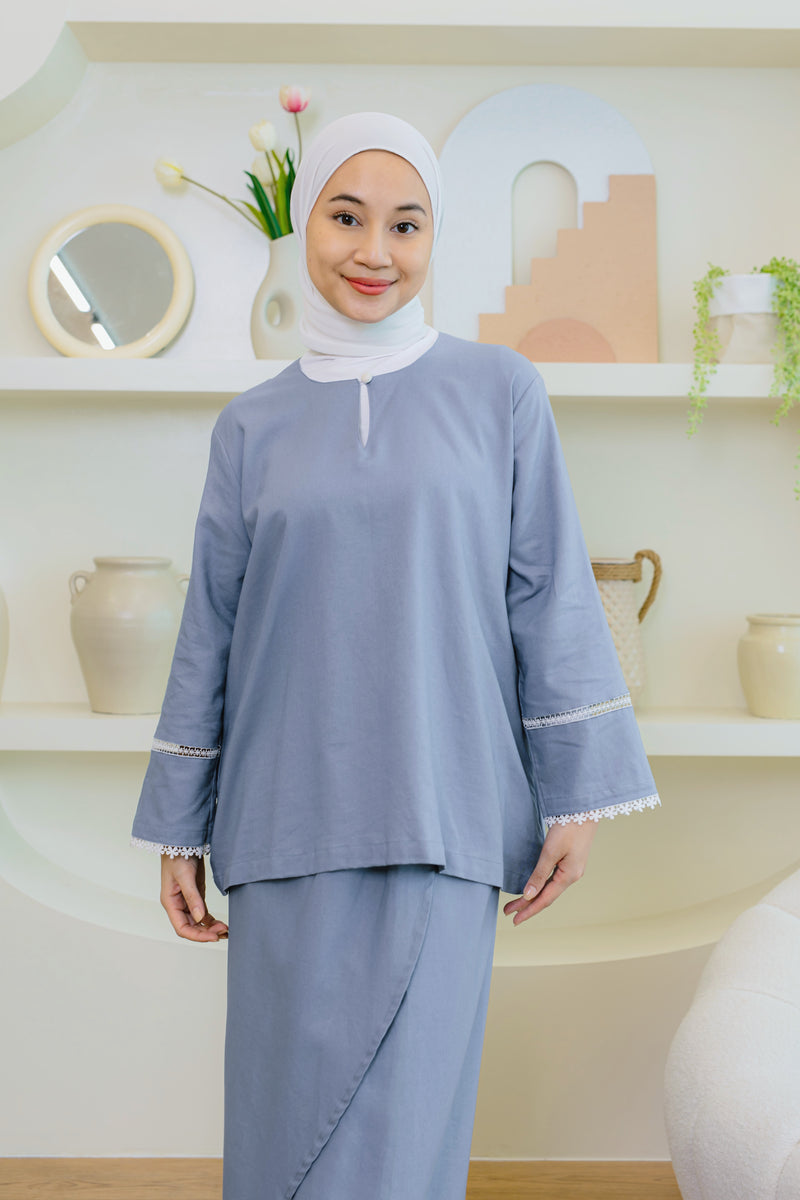 MAYA KURUNG IN PERIWINKLE