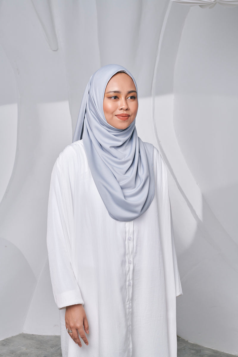 Semi-instant Jersey Shawl in Light Gray