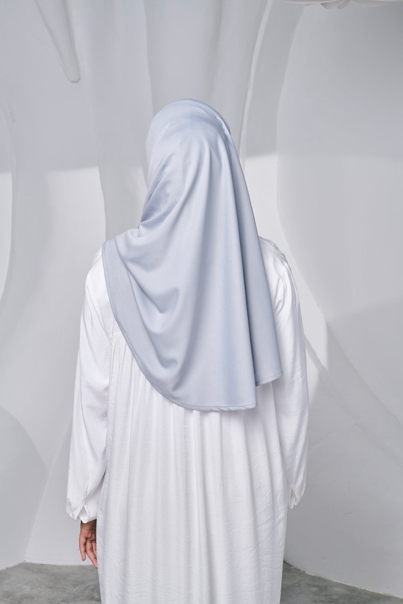 Semi-instant Jersey Shawl in Light Gray