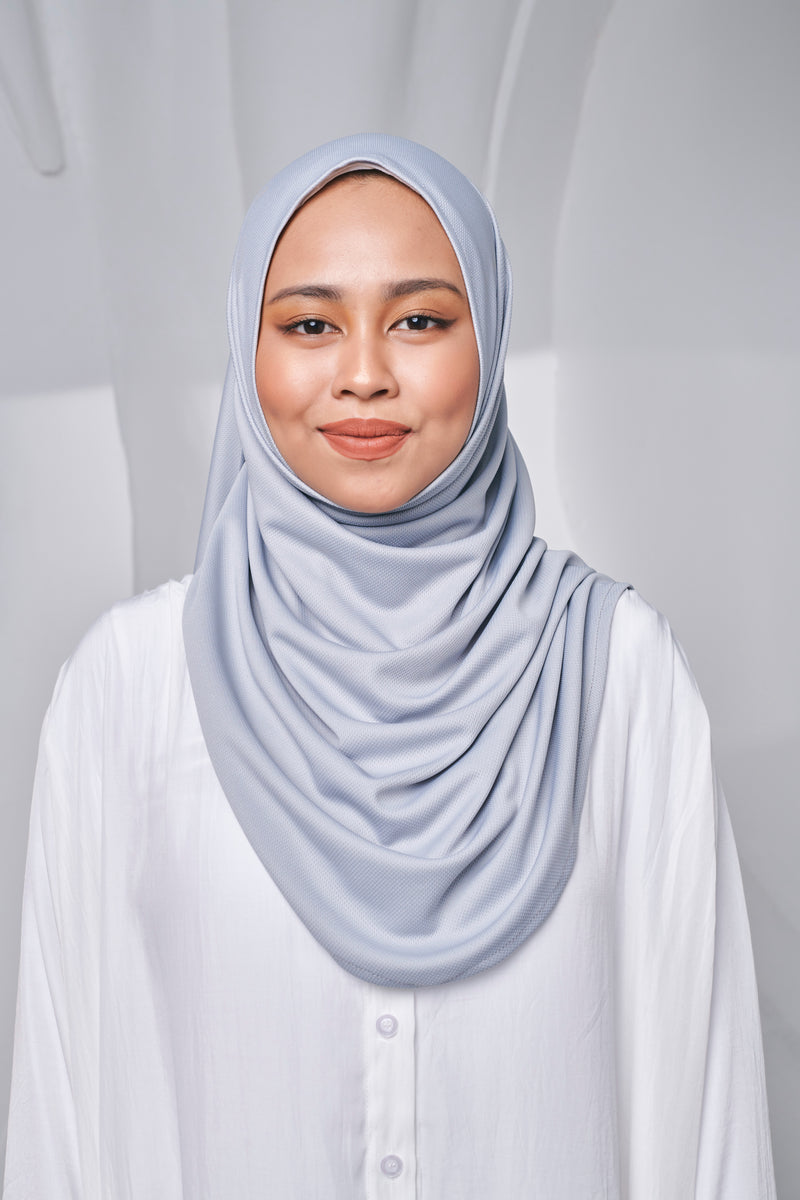Semi-instant Jersey Shawl in Light Gray