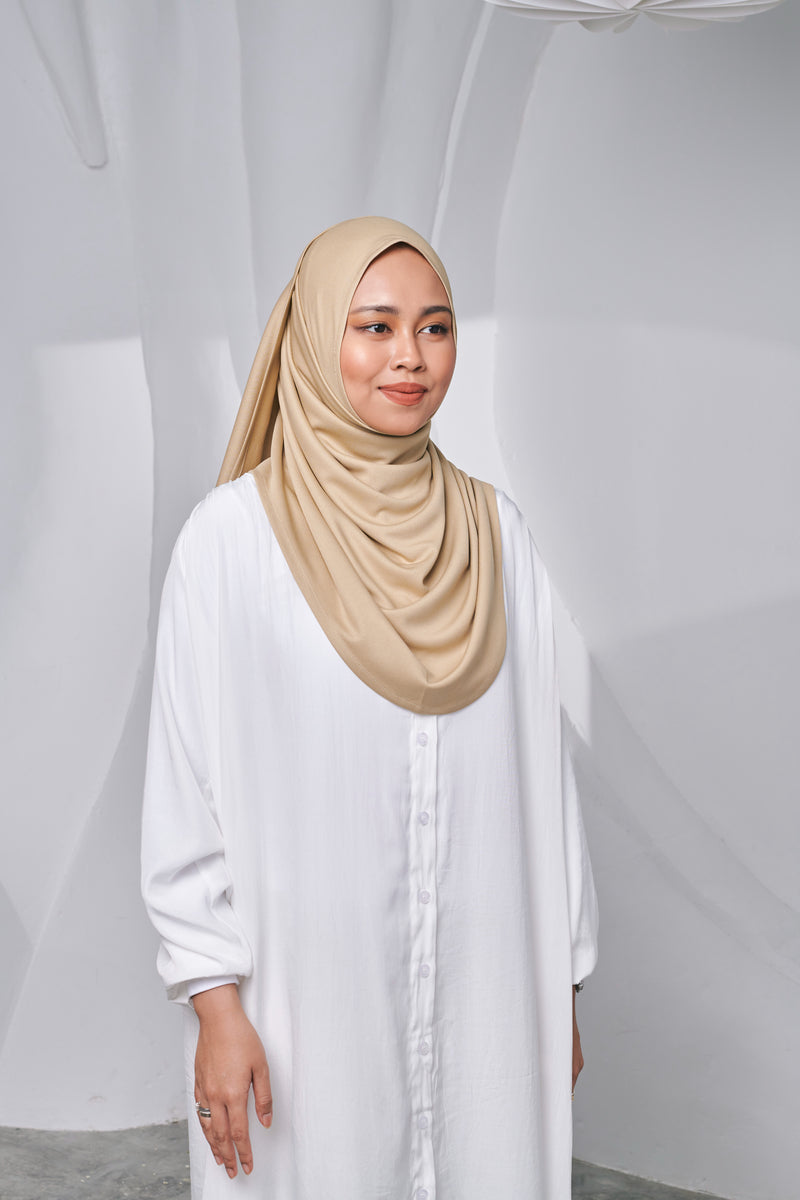 Semi-instant Jersey Shawl in Beige