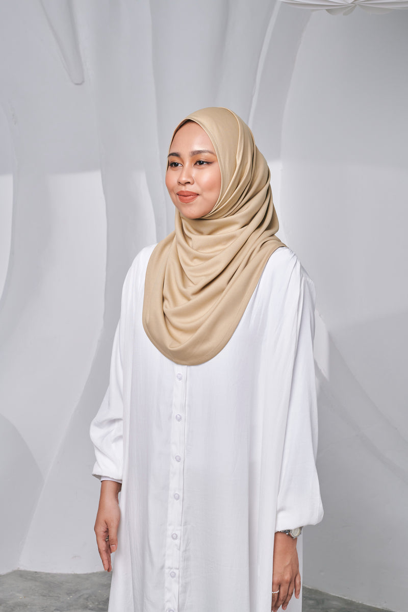 Semi-instant Jersey Shawl in Beige