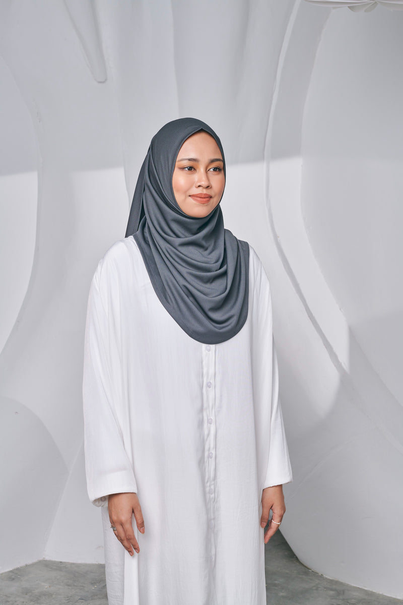 Semi-instant Jersey Shawl in Ashy Black